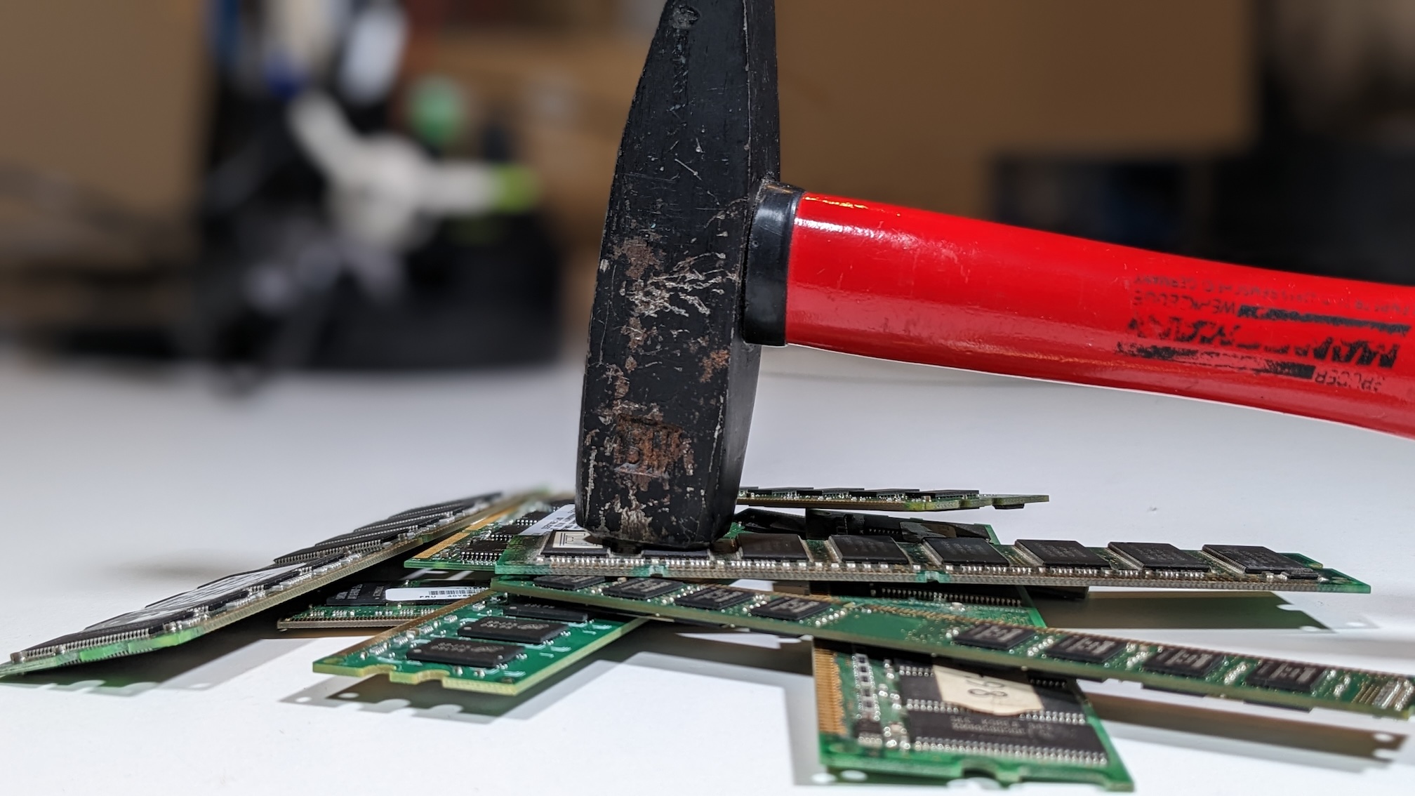 Fahrplan__event__banner_image_alt Rowhammer in the Wild: Large-Scale Insights from FlippyR.AM